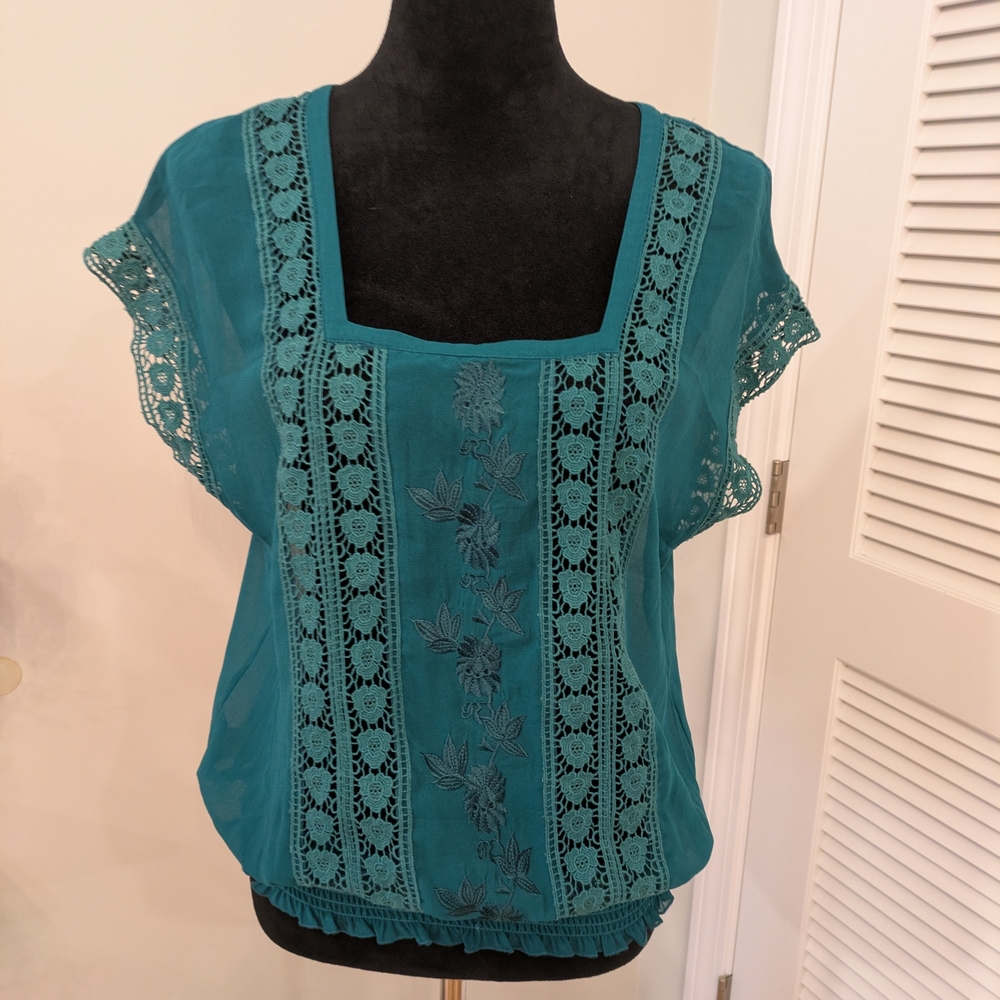 Daniel Rainn Teal Crochet Detail Blouse Size Small